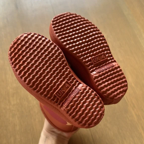 Hunter Kids First Classic Panda Wellington Boots Red Panda Face - Picture 12 of 15